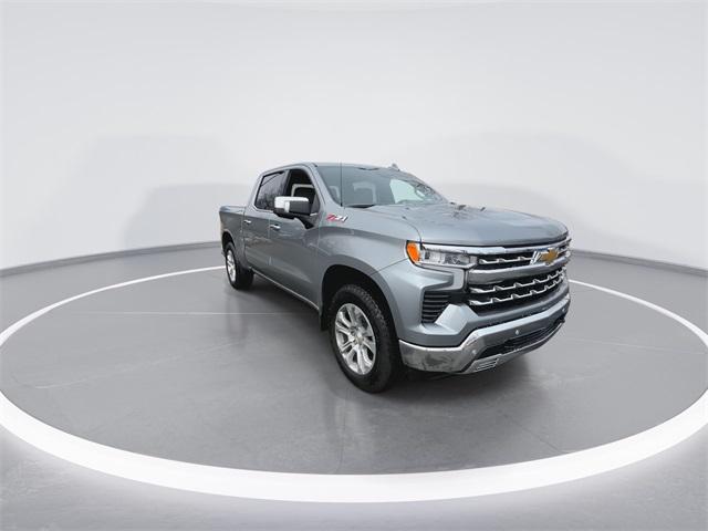 2025 Chevrolet Silverado 1500 4WD Crew Cab Short Bed LTZ