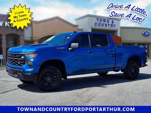 2022 Chevrolet Silverado 1500 4WD Crew Cab Standard Bed Custom Trail Boss
