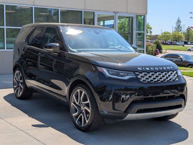 2024 Land Rover Discovery P300 S