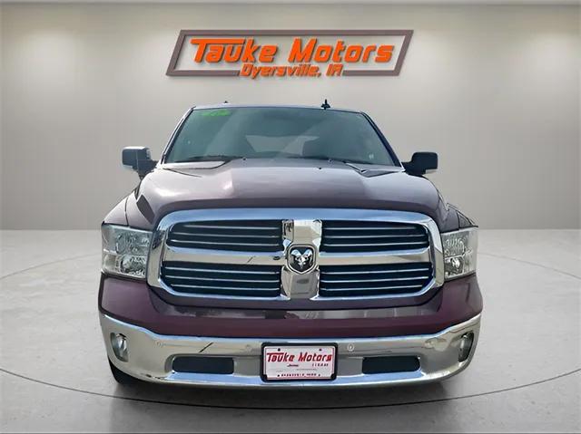 2017 RAM 1500 Big Horn Crew Cab 4x4 57 Box