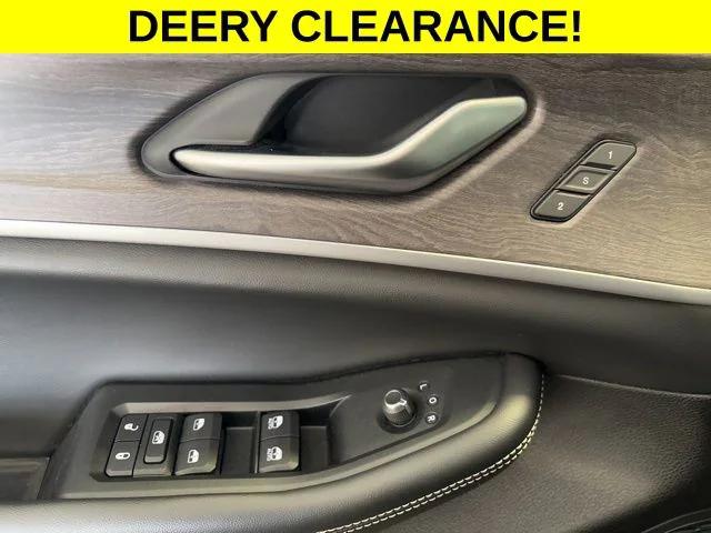 2023 Jeep Grand Cherokee L Limited 4x4