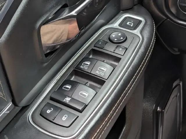 2022 Ram 3500 Tradesman/SLT/Laramie/Limited