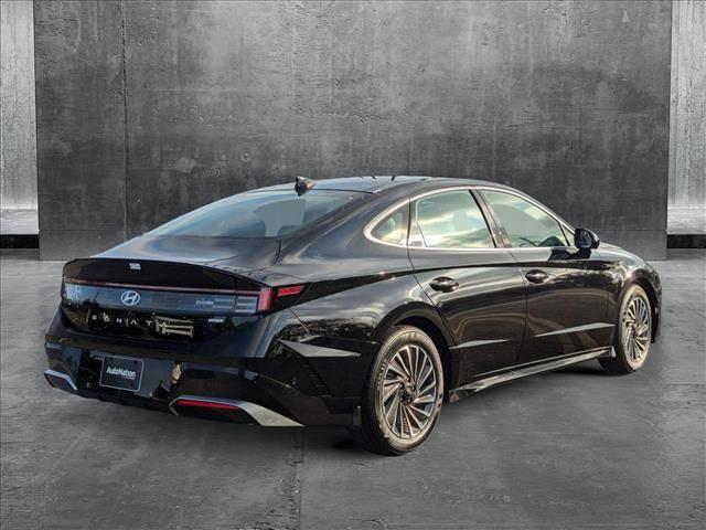 2025 Hyundai Sonata Hybrid Limited