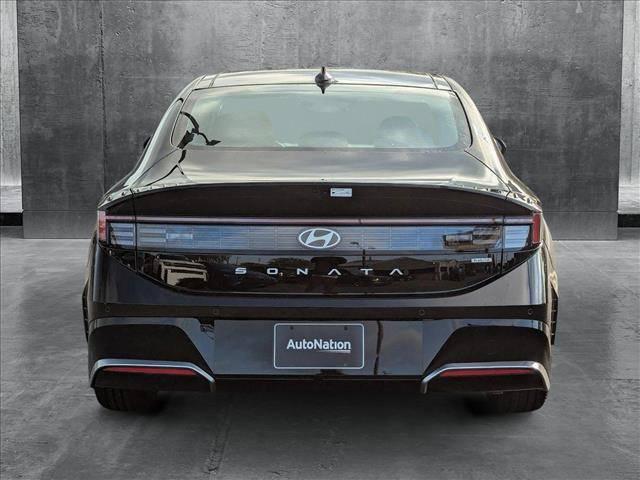 2025 Hyundai Sonata Hybrid Limited