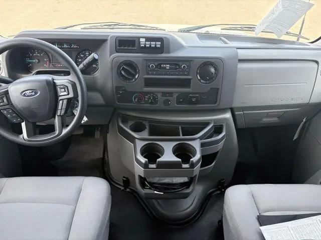 2025 Ford E-350 Cutaway E-Series Cutaway
