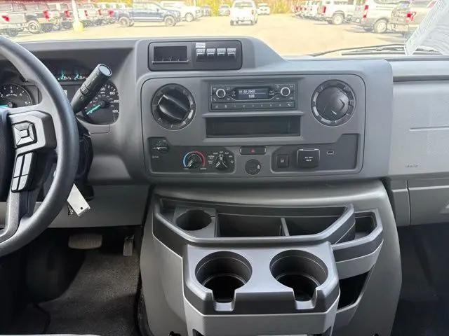 2025 Ford E-350 Cutaway E-Series Cutaway