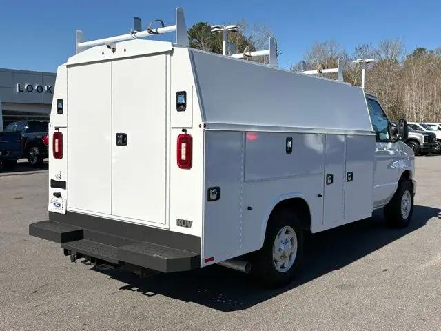 2025 Ford E-350 Cutaway E-Series Cutaway
