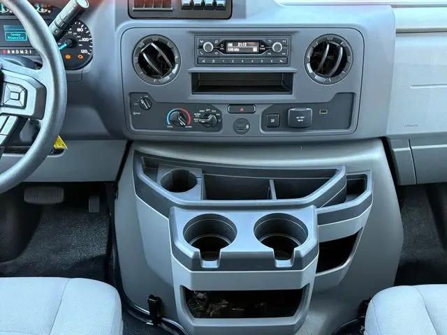 2025 Ford E-350 Cutaway E-Series Cutaway