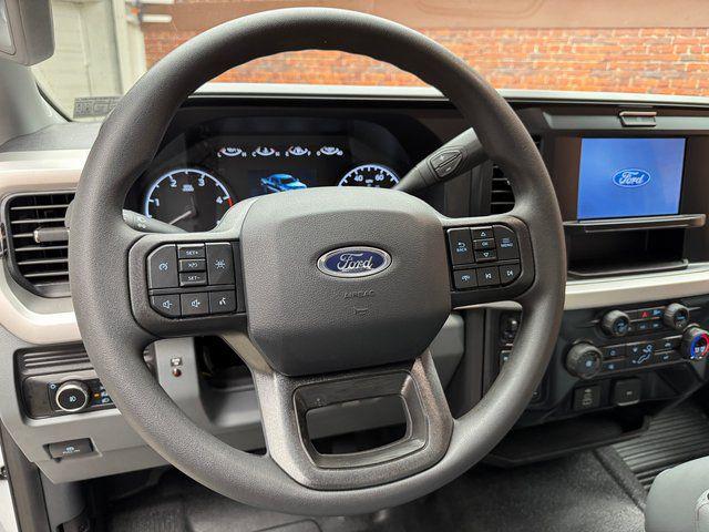 2025 Ford F-550 XL