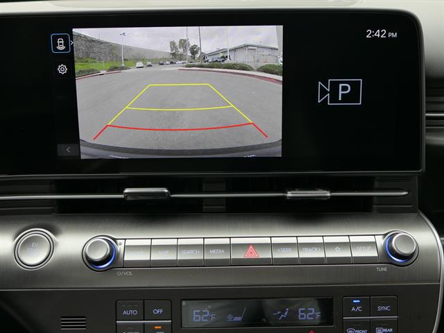 2025 Hyundai Kona EV SEL - Photo 20