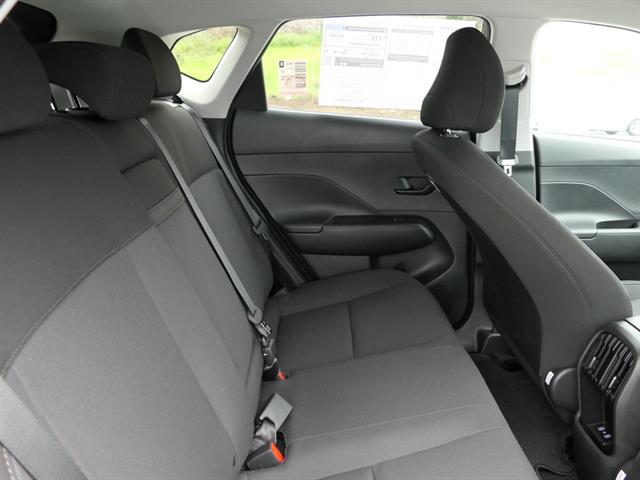 2025 Hyundai Kona EV SEL - Photo 23