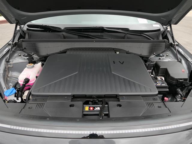 2025 Hyundai Kona EV SEL - Photo 28