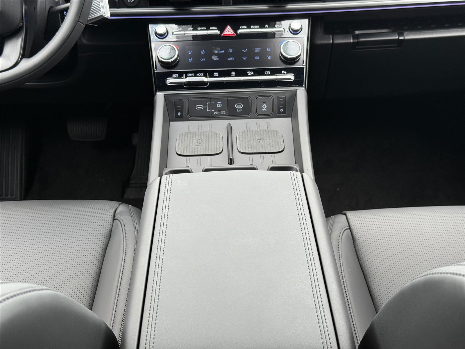 2025 Hyundai Santa Fe Calligraphy - Photo 13