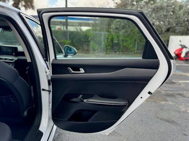 2021 Kia K5 LXS