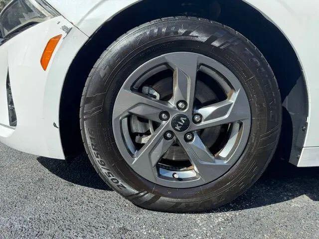 2021 Kia K5 LXS