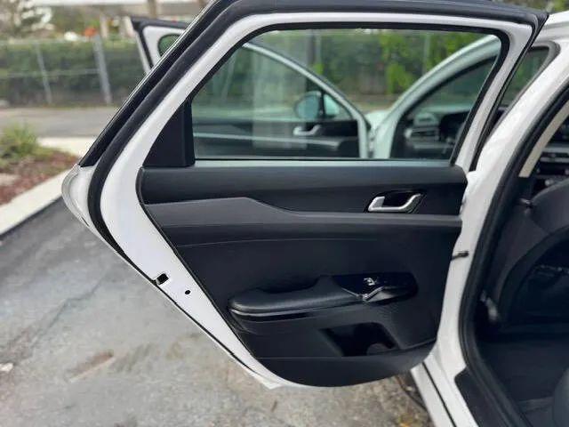 2021 Kia K5 LXS