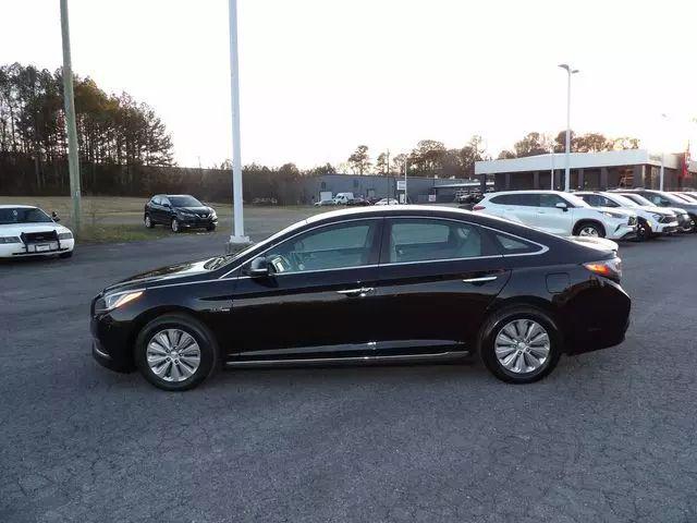 2017 Hyundai Sonata Hybrid SE