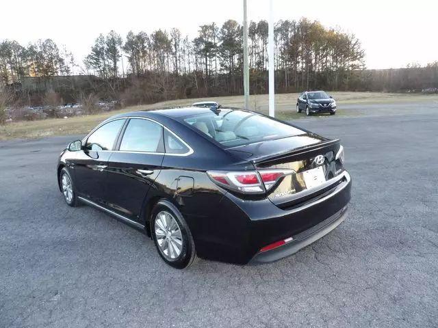 2017 Hyundai Sonata Hybrid SE