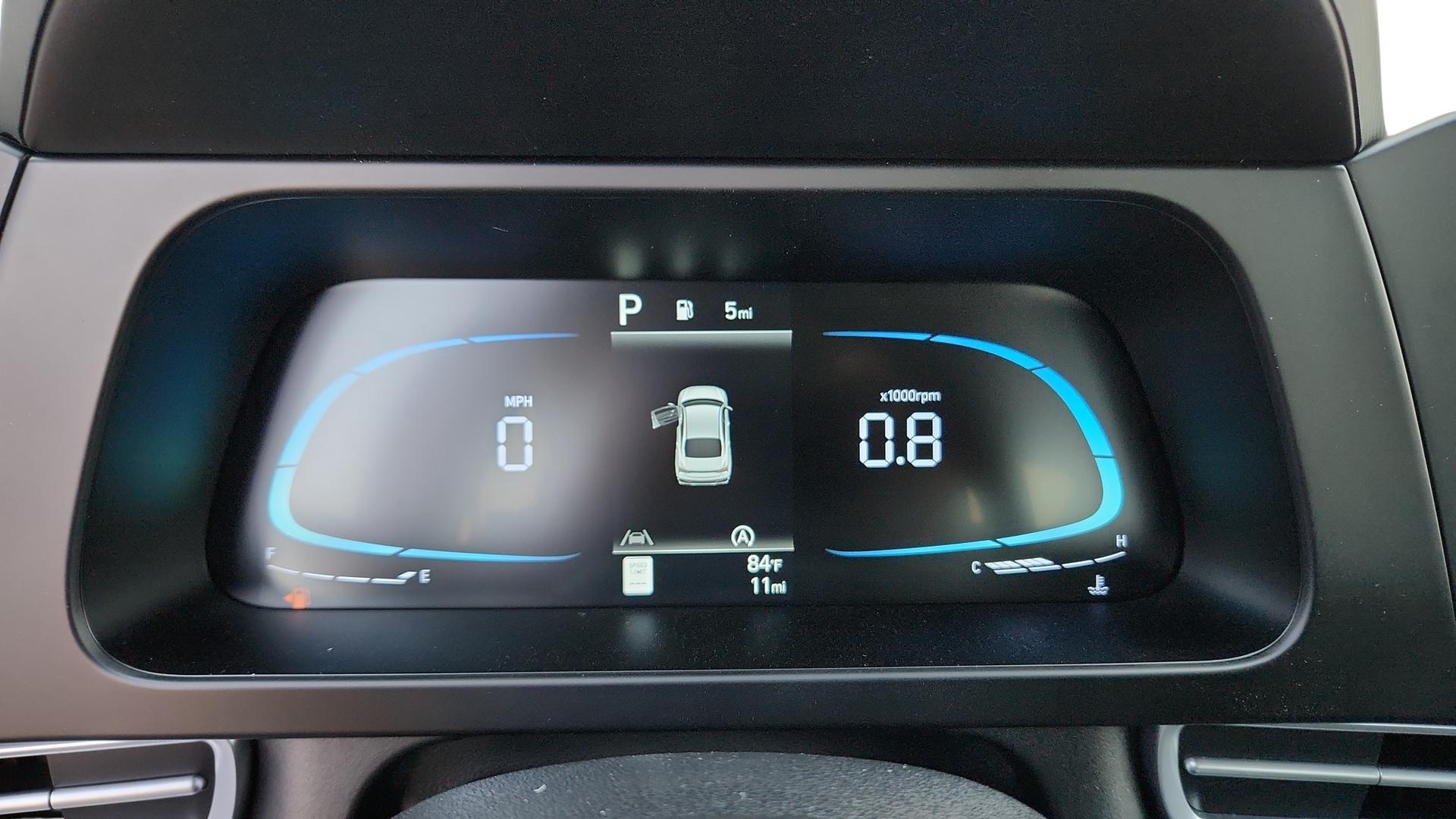 2025 Hyundai Elantra SE - Photo 14
