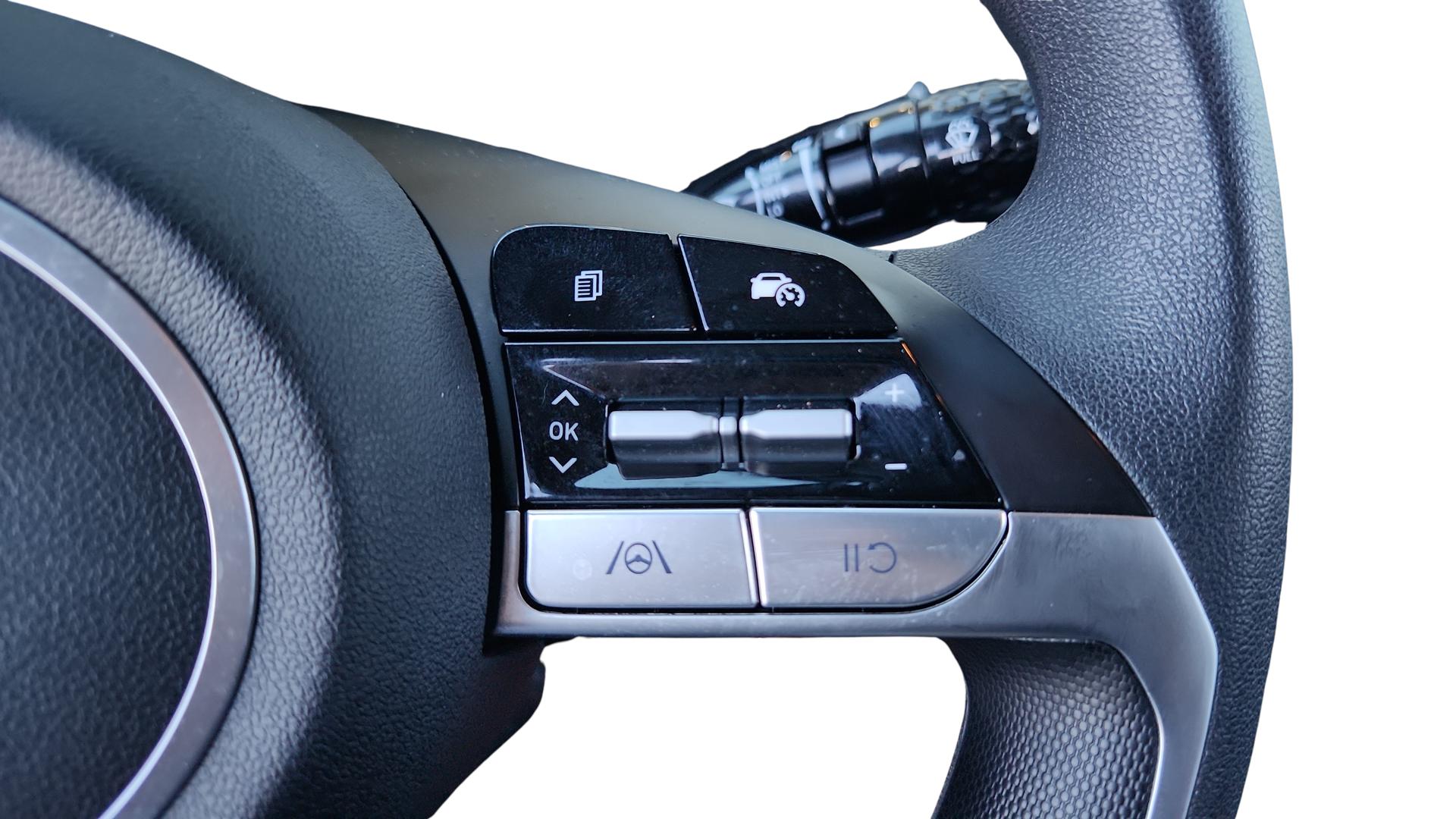2025 Hyundai Elantra SE - Photo 27