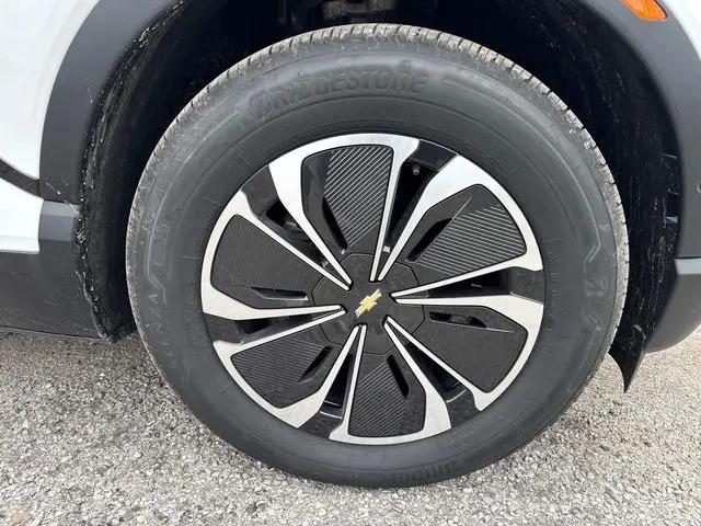 2025 Chevrolet V Blazer eAWD LT