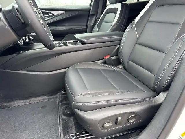 2025 Chevrolet V Blazer eAWD LT