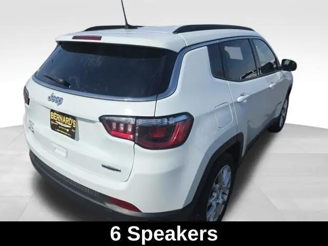 2024 Jeep Compass Latitude Lux FWD