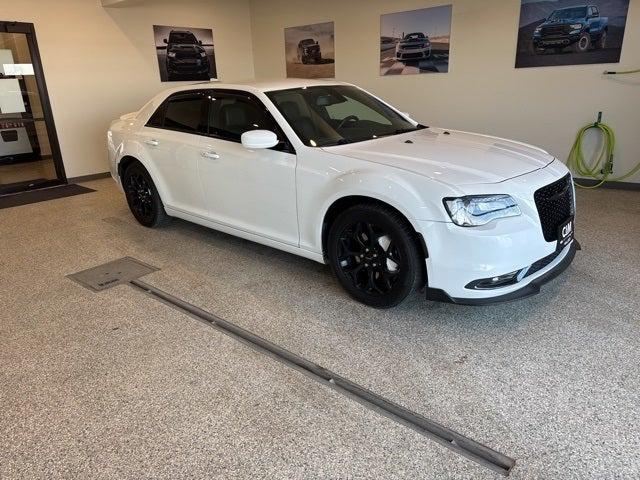 2017 Chrysler 300 300S AWD
