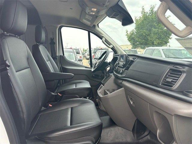 2025 Ford Transit Cargo Van Base