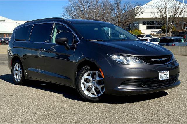 2018 Chrysler Pacifica Touring