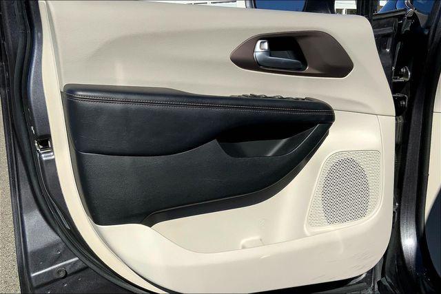 2018 Chrysler Pacifica Touring