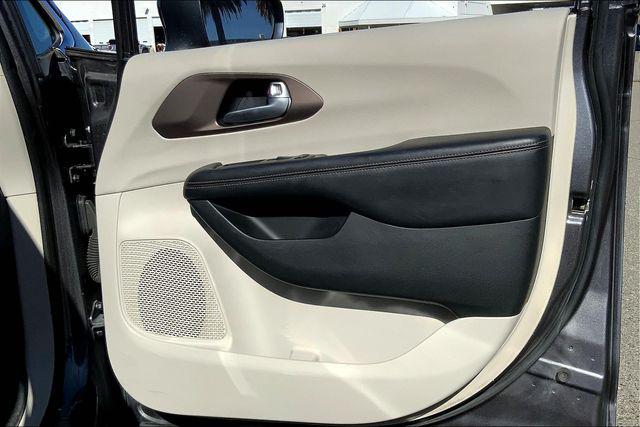 2018 Chrysler Pacifica Touring
