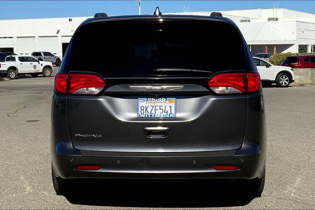 2018 Chrysler Pacifica Touring