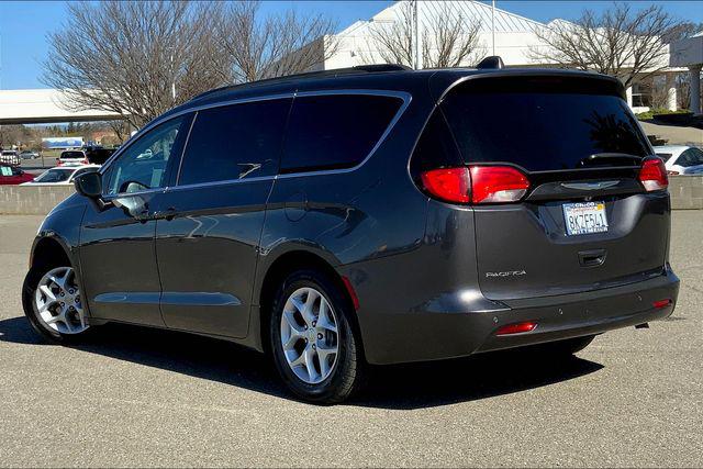 2018 Chrysler Pacifica Touring