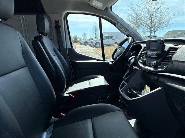 2025 Ford Transit Cargo Van Base