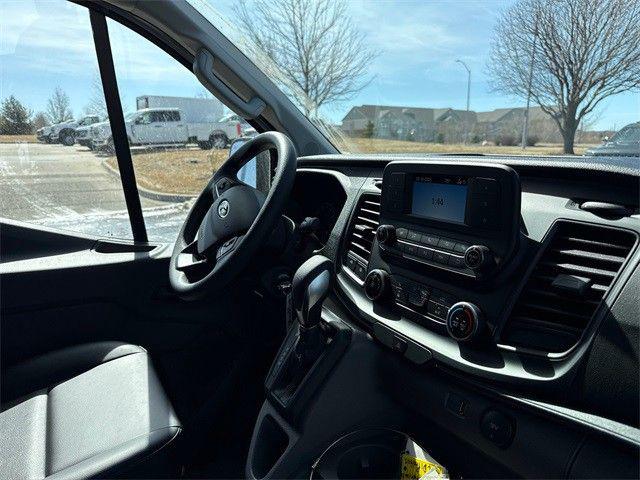 2025 Ford Transit Cargo Van Base