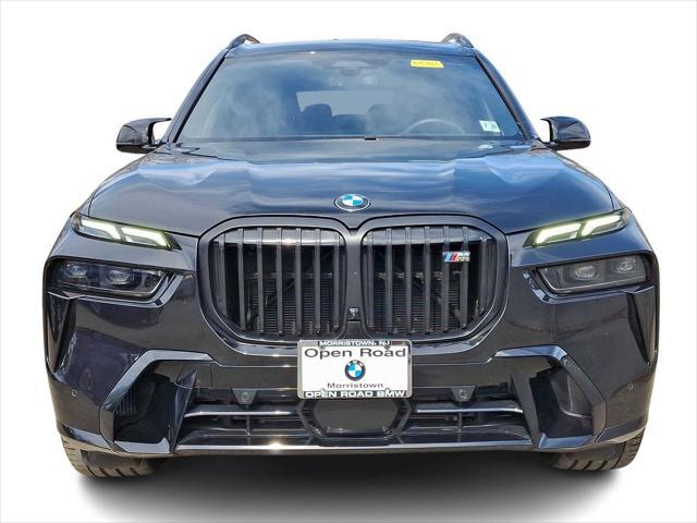 2025 BMW X7 M60i