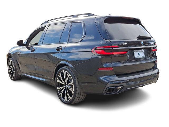 2025 BMW X7 M60i