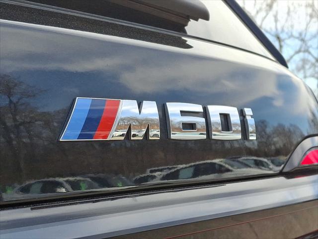 2025 BMW X7 M60i