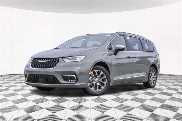 New 2025 Chrysler Pacifica Hybrid Pinnacle New 2025 Chrysler Pacifica Hybrid Pinnacle
