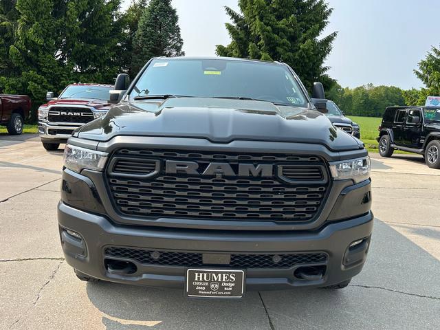 2025 RAM Ram 1500 RAM 1500 WARLOCK CREW CAB 4X4 57 BOX