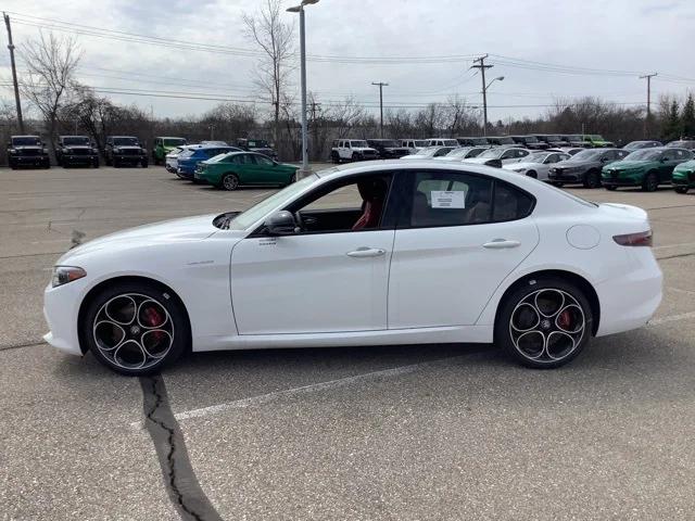 2025 Alfa Romeo Giulia GIULIA AWD