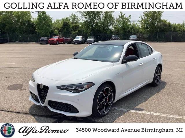 2025 Alfa Romeo Giulia GIULIA AWD 2025 Alfa Romeo Giulia GIULIA AWD