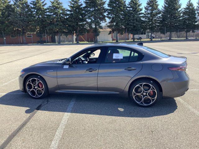 2025 Alfa Romeo Giulia GIULIA AWD