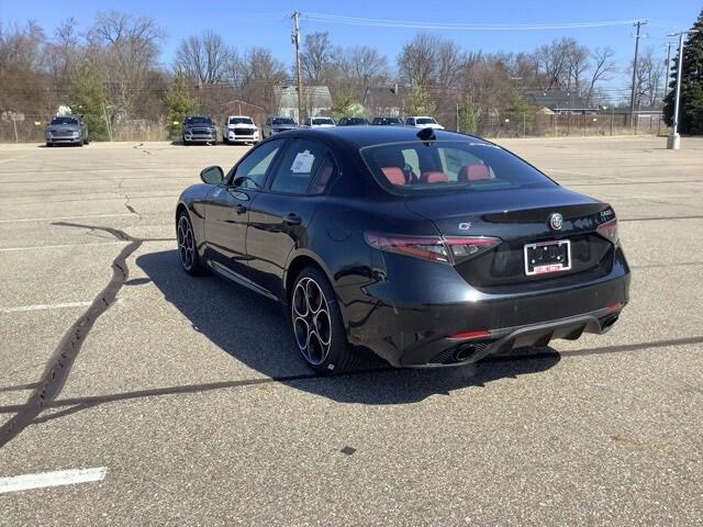 2025 Alfa Romeo Giulia GIULIA AWD 2025 Alfa Romeo Giulia GIULIA AWD