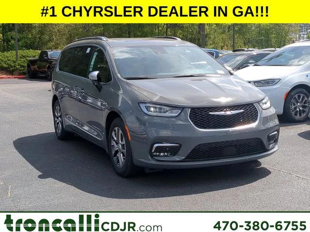 2025 Chrysler Pacifica Hybrid PACIFICA PLUG-IN HYBRID PINNACLE