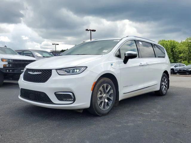 2025 Chrysler Pacifica Hybrid PACIFICA PLUG-IN HYBRID PINNACLE