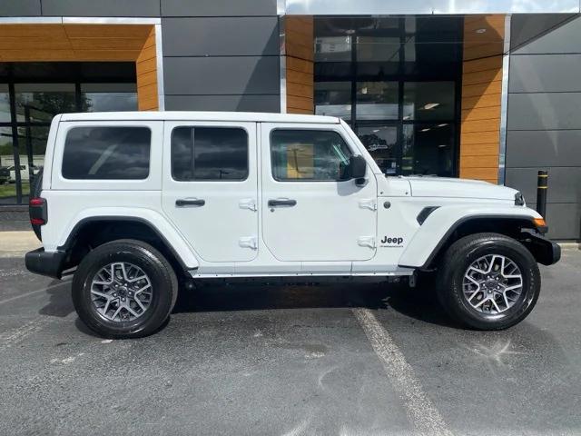 2025 Jeep Wrangler WRANGLER 4-DOOR SAHARA