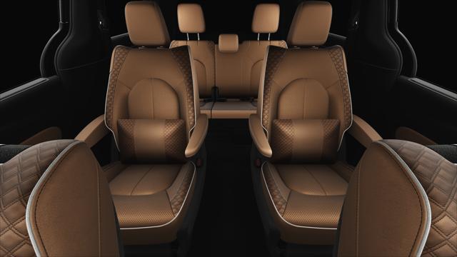 2025 Chrysler Pacifica Hybrid PACIFICA PLUG-IN HYBRID PINNACLE