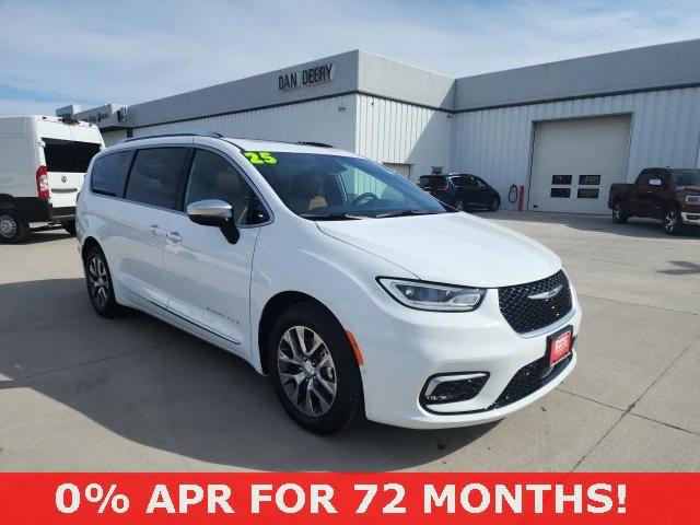 2025 Chrysler Pacifica Hybrid PACIFICA PLUG-IN HYBRID PINNACLE